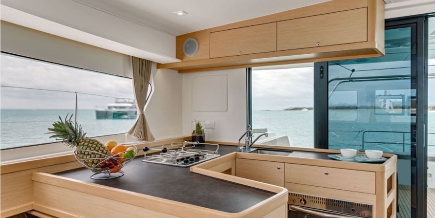 Lagoon 42