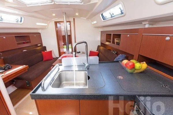 Hanse 345