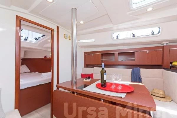 Hanse 345