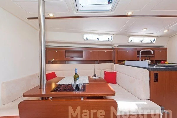 Hanse 385