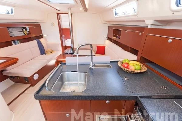 Hanse 385