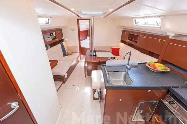 Hanse 385