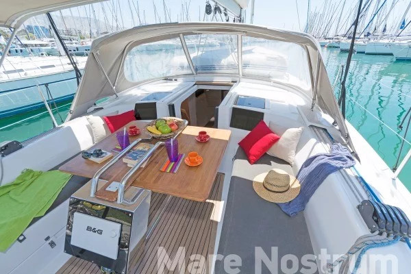 Hanse 385