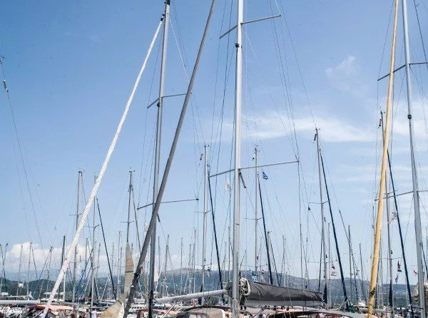 Hanse 415