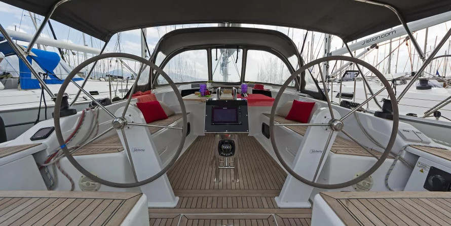 Hanse 415