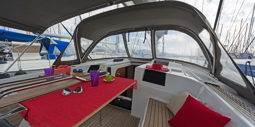 Hanse 415