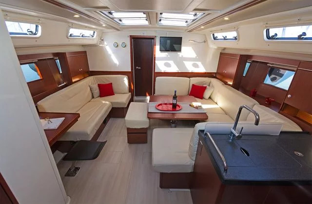 Hanse 455