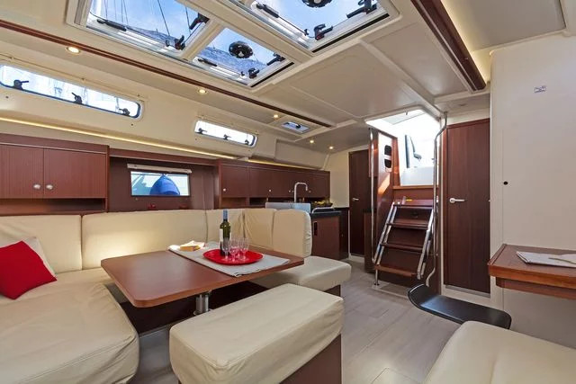 Hanse 455