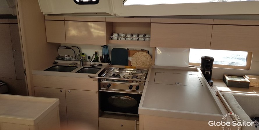 Beneteau Oceanis 46.1