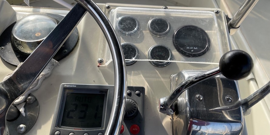 Hatteras 77 Convertible