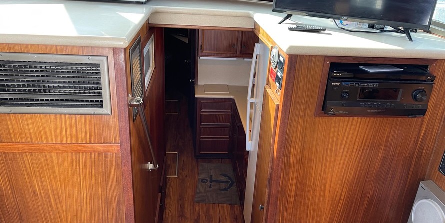 Hatteras 77 Convertible