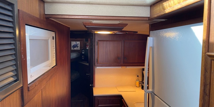 Hatteras 77 Convertible