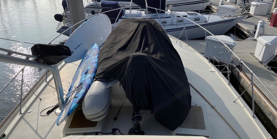 Hatteras 77 Convertible