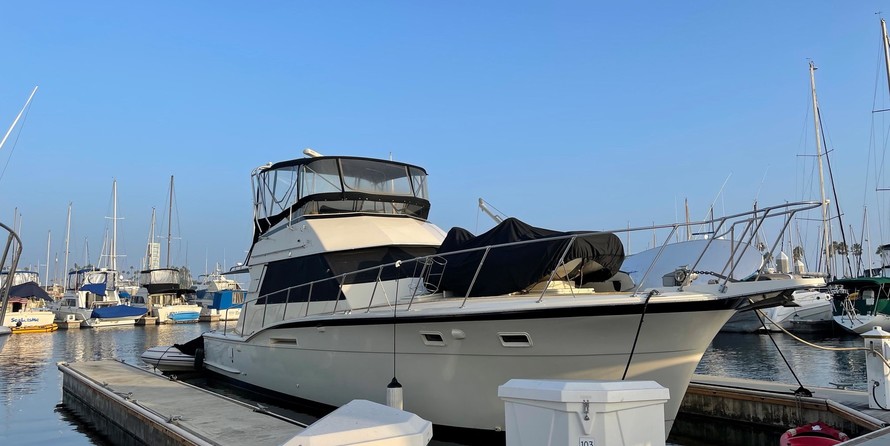 Hatteras 77 Convertible