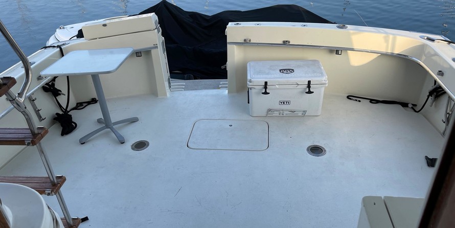 Hatteras 77 Convertible