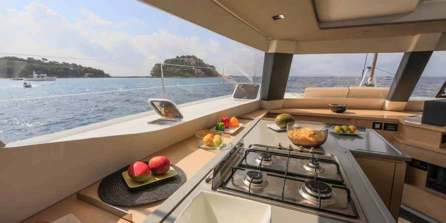 Fountaine Pajot Saba 50