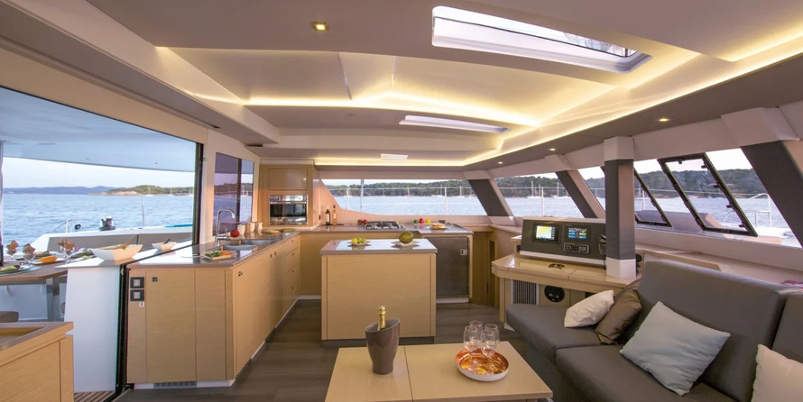 Fountaine Pajot Saba 50