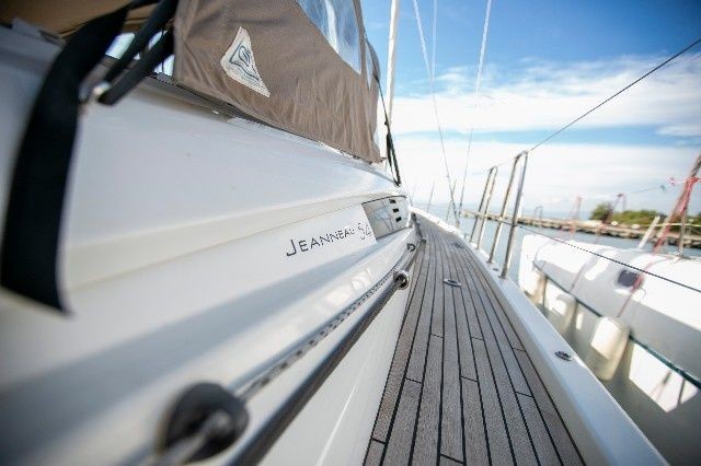 Jeanneau 54