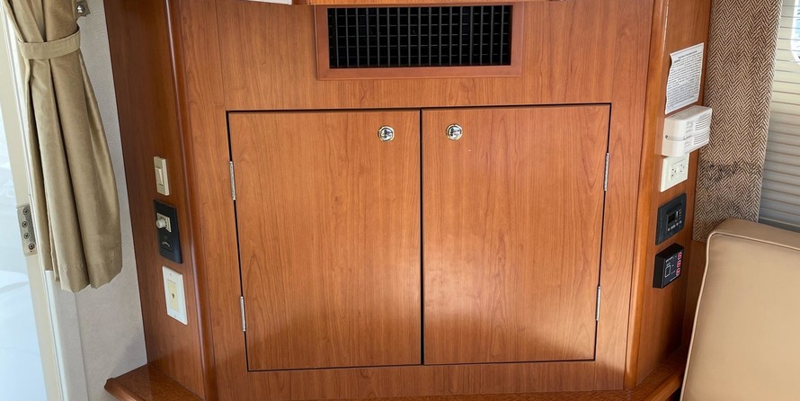 Silverton 33 Convertible