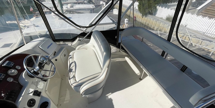 Silverton 33 Convertible