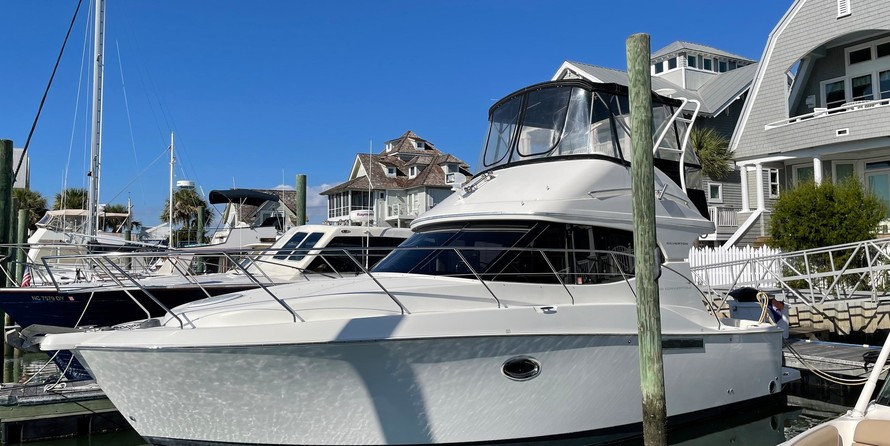 Silverton 33 Convertible