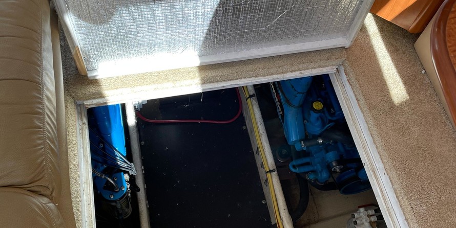 Silverton 33 Convertible