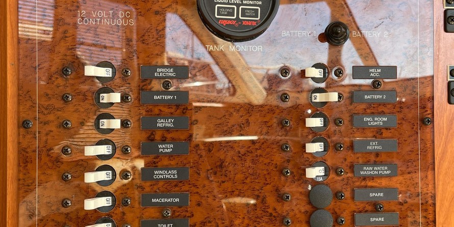 Silverton 33 Convertible