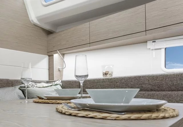 Hanse 458