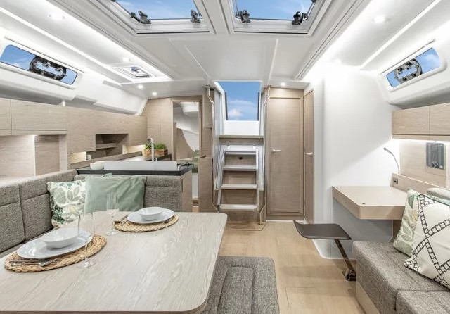 Hanse 458