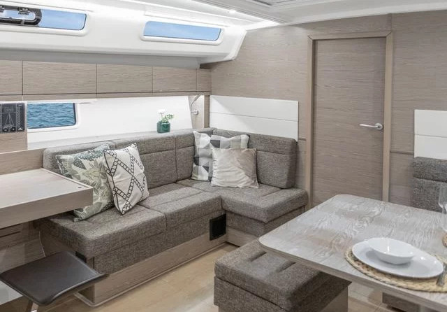 Hanse 458