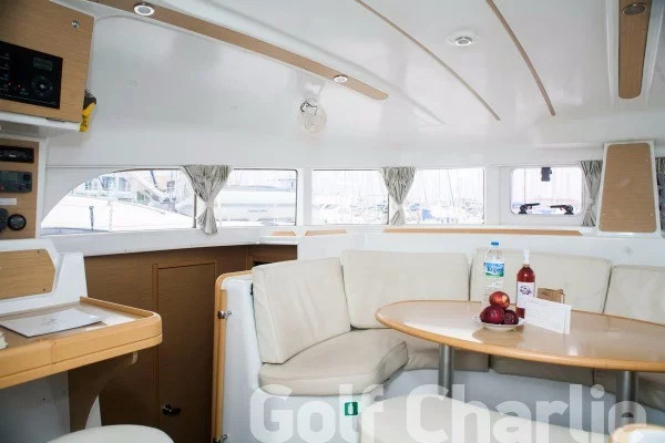 Lagoon 380