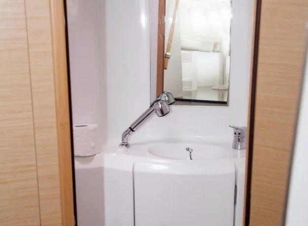 Lagoon 380