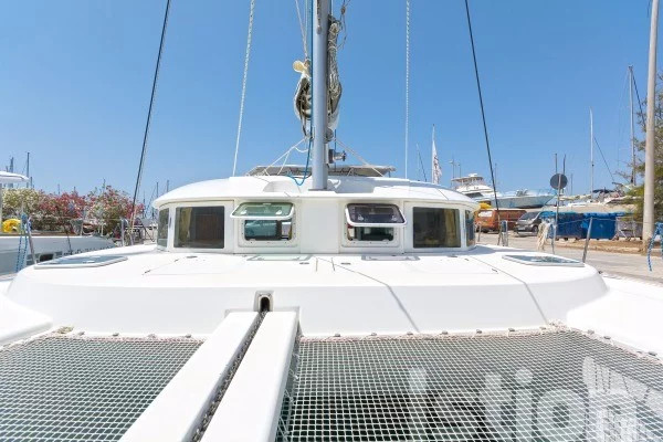 Lagoon 380