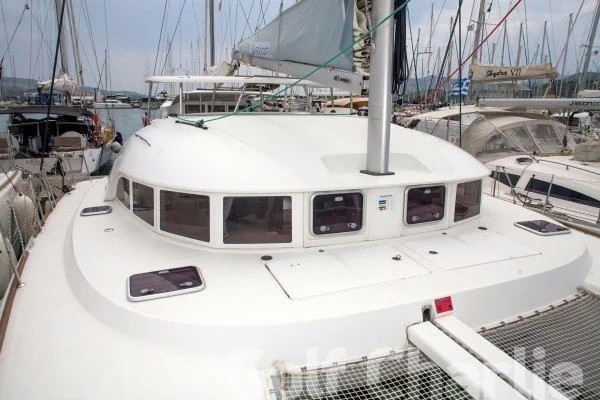 Lagoon 380