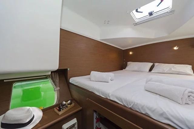 Lagoon 380