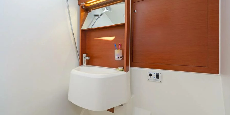 Oceanis 51.1
