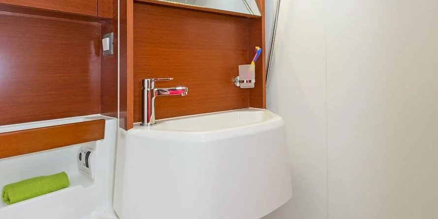 Oceanis 51.1