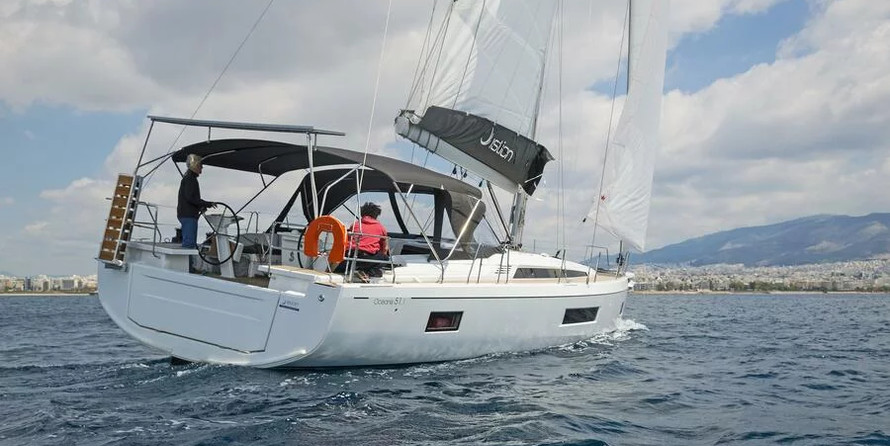 Oceanis 51.1