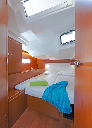 Oceanis 51.1 A/C - GEN