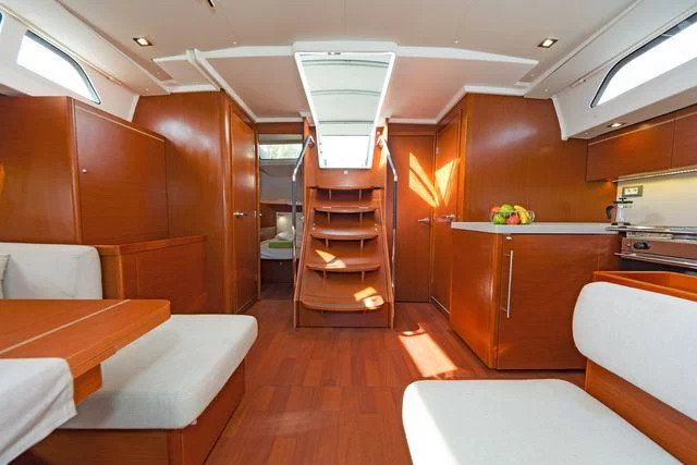 Oceanis 51.1 A/C - GEN