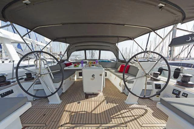 Oceanis 51.1 A/C - GEN