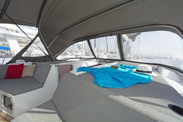 Oceanis 51.1 A/C - GEN