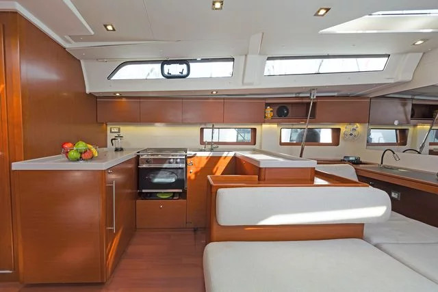 Oceanis 51.1 A/C - GEN