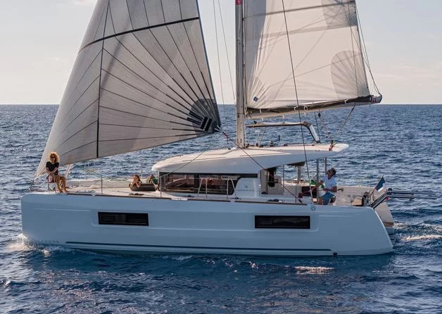 Lagoon 40