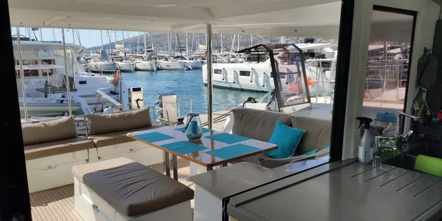 Fountaine Pajot Saona 47