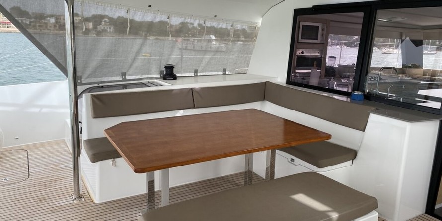 Fountaine Pajot Saba 50