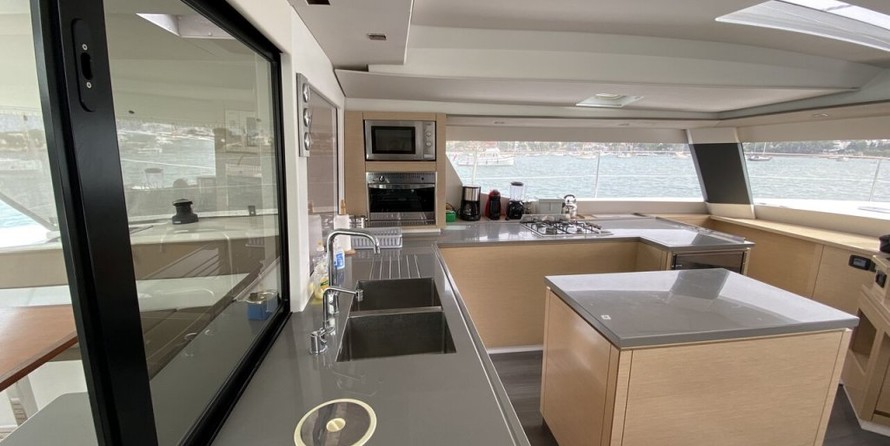 Fountaine Pajot Saba 50