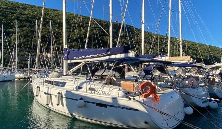 Bavaria Cruiser 51