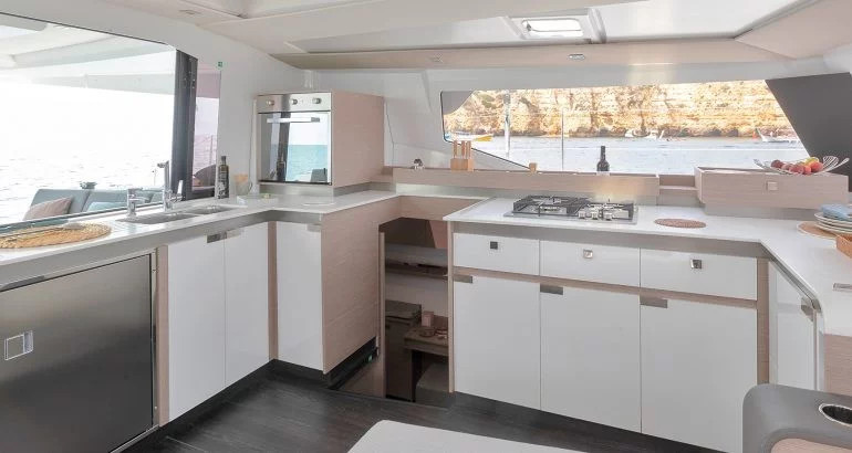 Fountaine Pajot Elba 45