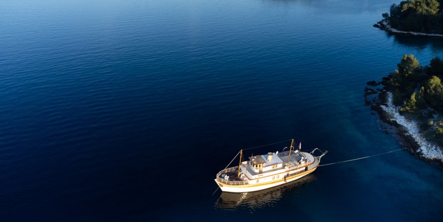 Feadship Gallant Lady